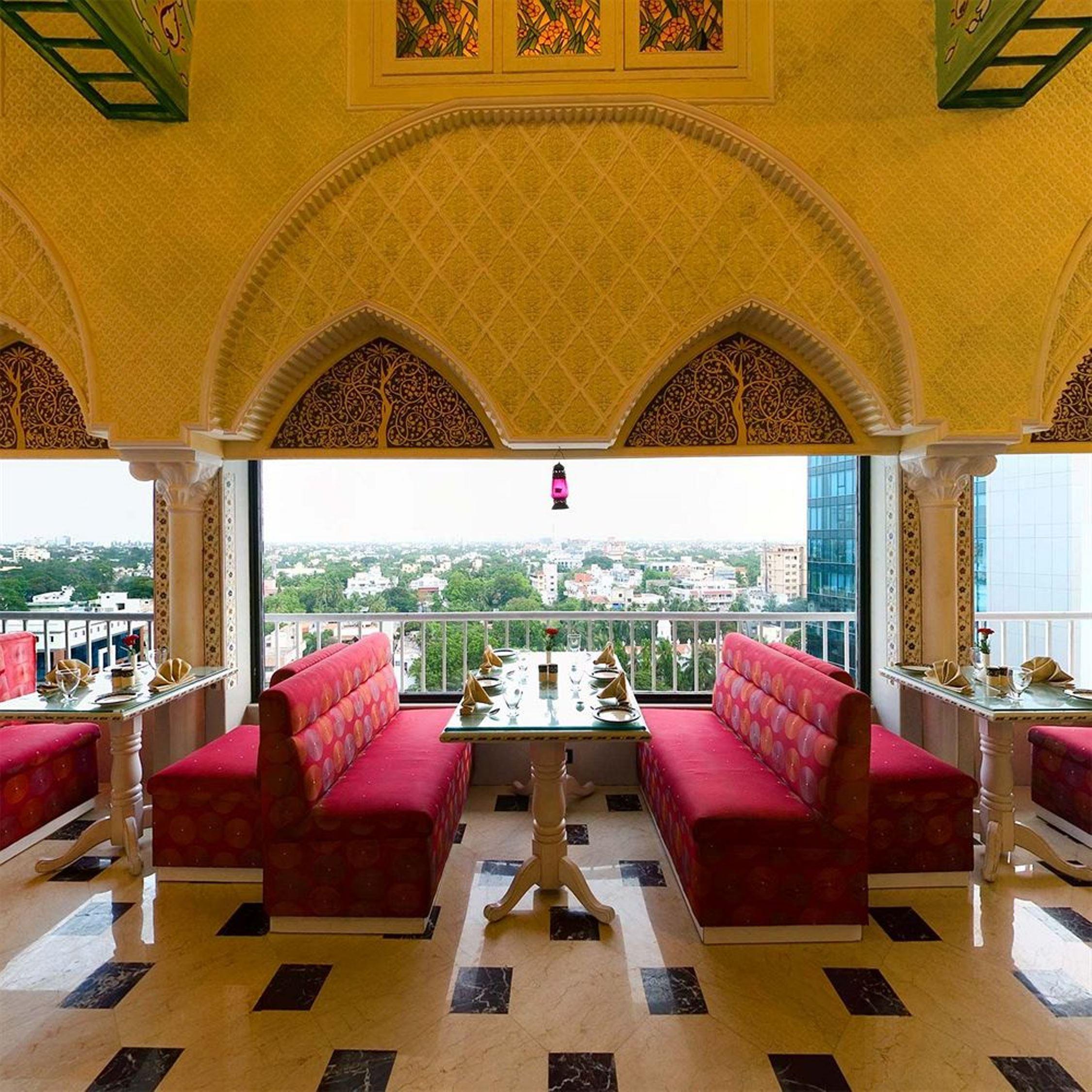 Savera Hotel Chennai Exterior foto